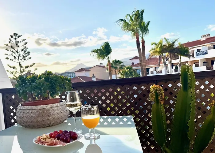 Albatros Oasis Park Ocean, Teide View, Heated Swimming Pool アパート